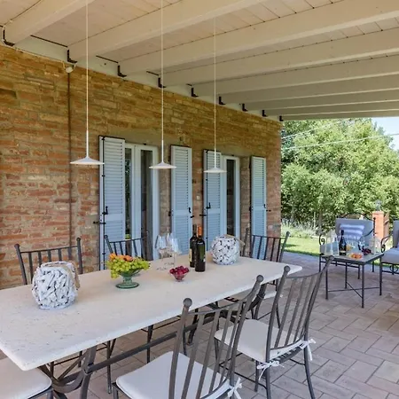 Mugnanesi Sleeps 6 Binami