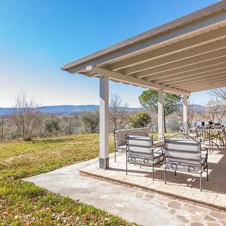 Mugnanesi Sleeps 6 Villa